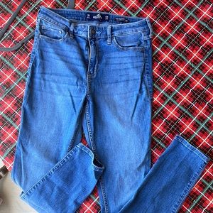Hollister high rise super skinny women’s jeans
